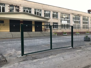 3D заборы для школы 30 метров фото с установкой